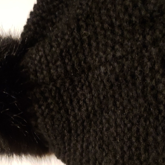 Surell Knit hat - Picture 2 of 7